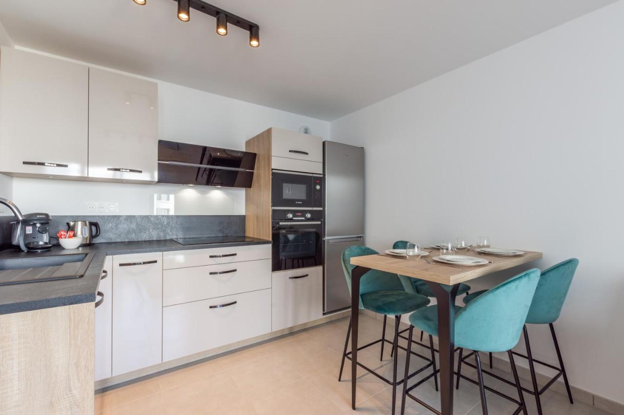Dans Le Pre By Plaza Apartment Chessy  Exterior photo